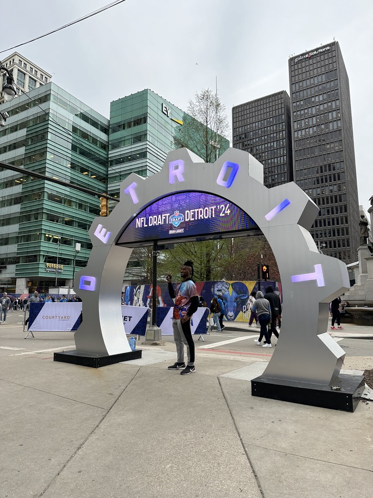NFL Draft Detroit 2024 Bogen in Downtown