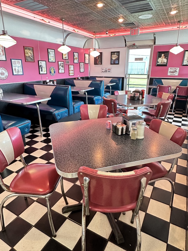 Innenraum von Mel's Diner