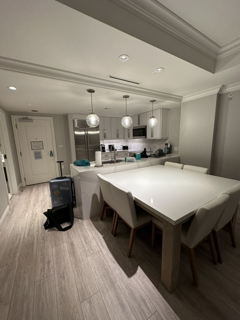 Sunseeker Resort – Küche und Essbereich